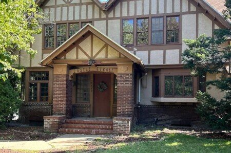 House 6 bedrooms, with jacuzzi