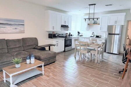 House 2 bedrooms, with garden