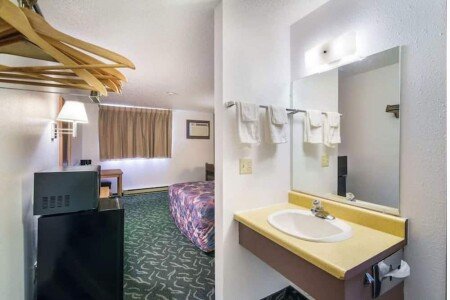 Bed and breakfast 1 bedroom, with garden