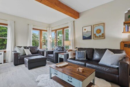 House 8 bedrooms, with jacuzzi