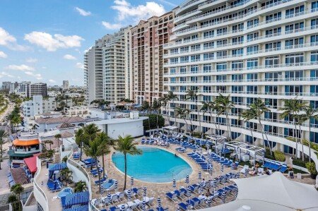 Bed and breakfast 2 bedrooms, with jacuzzi