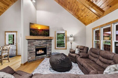 House 4 bedrooms, with jacuzzi