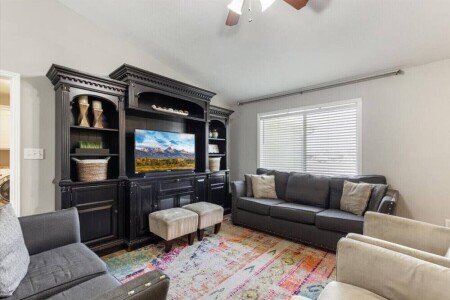 House 6 bedrooms, with jacuzzi