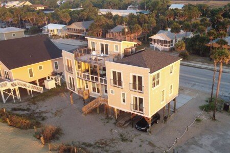 House 5 bedrooms, with air conditioning