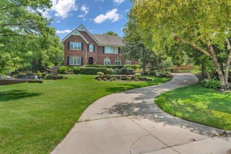 House 4 bedrooms, with jacuzzi