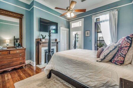 Bed and breakfast 1 bedroom, with air conditioning