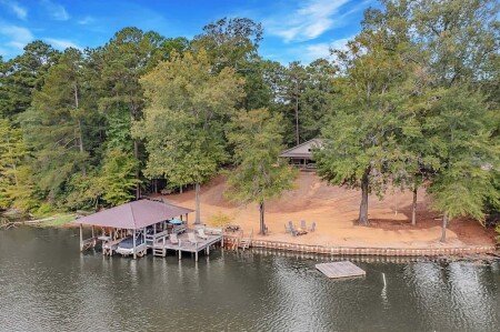 House 4 bedrooms, with air conditioning