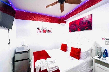 Bed and breakfast 1 bedroom, with air conditioning