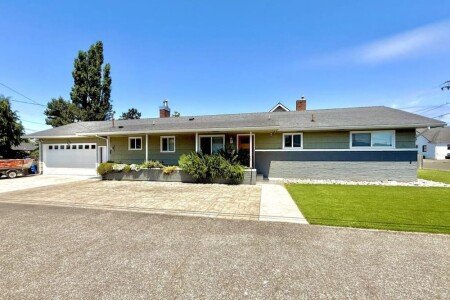 House 3 bedrooms, with fireplace