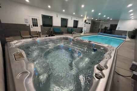 House 4 bedrooms, with jacuzzi