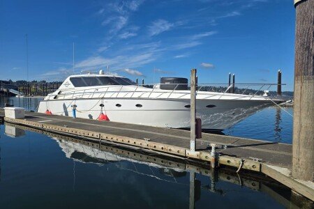 Boat 3 bedrooms, with jacuzzi