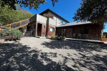 House 5 bedrooms, with jacuzzi