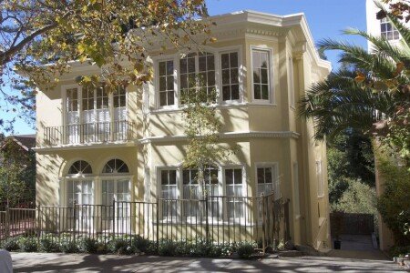 House 2 bedrooms, with garden