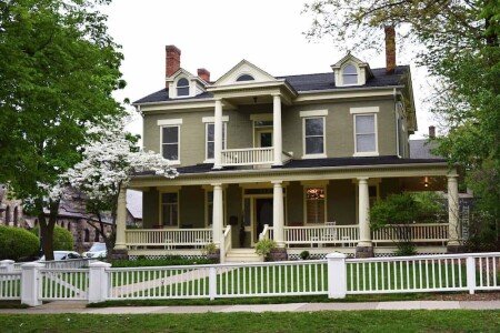 House 6 bedrooms, with jacuzzi