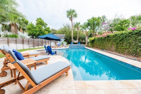 House 4 bedrooms, with jacuzzi