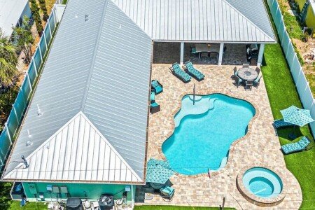 House 4 bedrooms, with jacuzzi