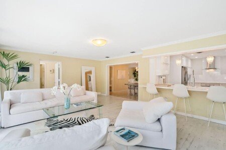 House 4 bedrooms, with jacuzzi