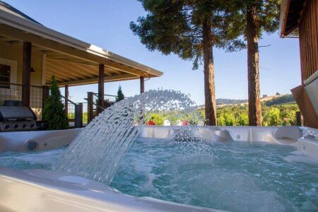 House 5 bedrooms, with jacuzzi