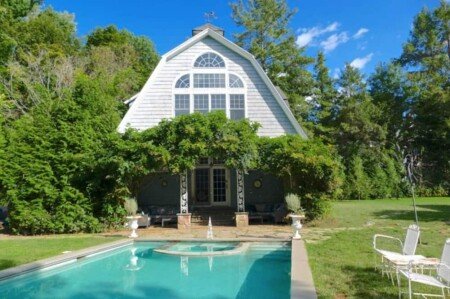 House 4 bedrooms, with jacuzzi