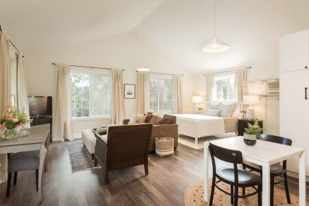 Bed and breakfast 1 bedroom, with gym