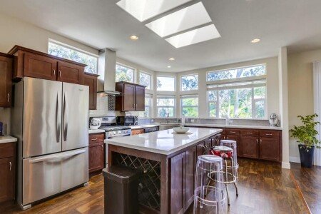 Camping / Mobil Home 3 chambres, avec jacuzzi