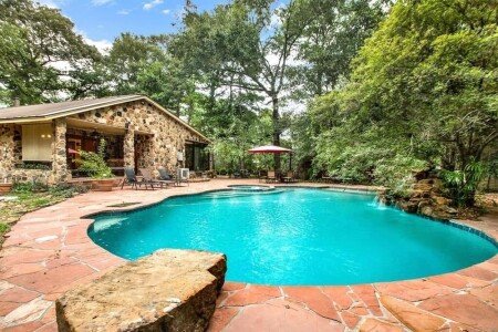 House 3 bedrooms, with pool