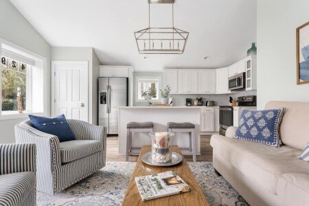 Bed and breakfast 1 bedroom, with pool