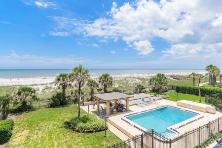 Apartment 2 bedrooms, with pool