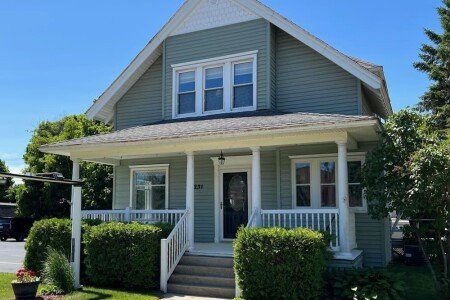 House 3 bedrooms, with garden