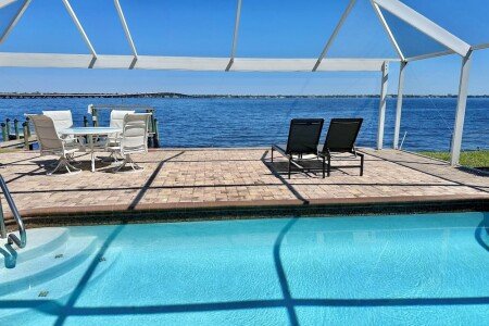 House 3 bedrooms, with pool