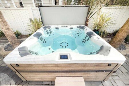 House 2 bedrooms, with jacuzzi