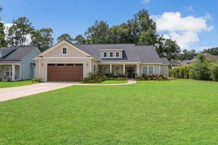 House 4 bedrooms, with jacuzzi