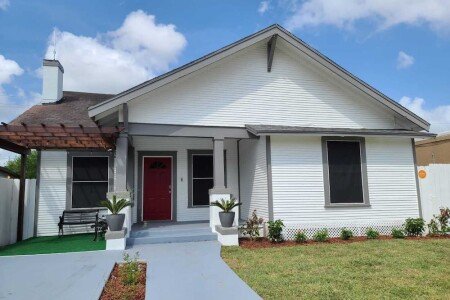 Casa 3 habitaciones, con aire acondicionado