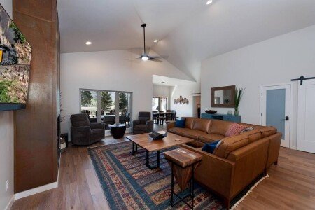 House 4 bedrooms, with jacuzzi