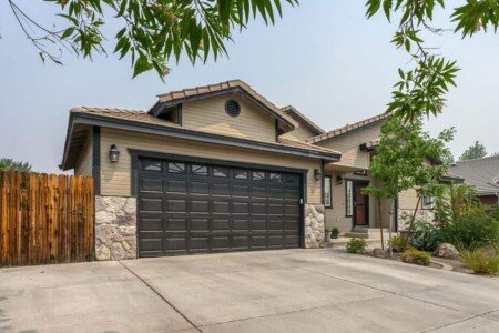 House 4 bedrooms, with jacuzzi