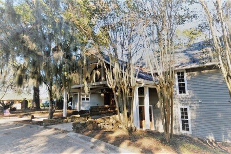 House 4 bedrooms, with air conditioning