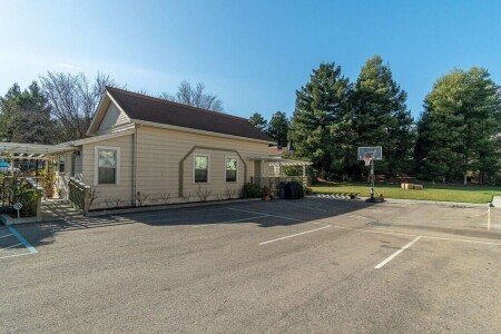 Casa 2 habitaciones, con jardín