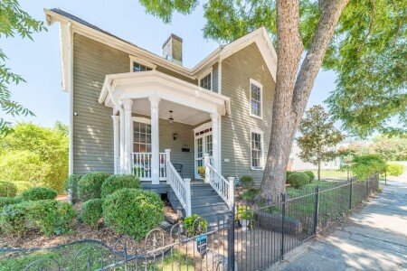 House 2 bedrooms, with air conditioning