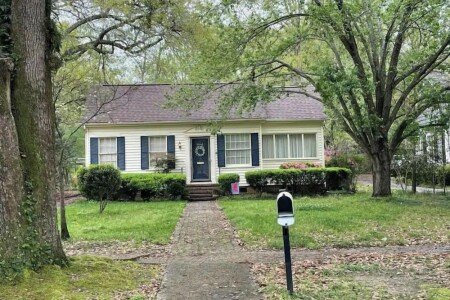 House 3 bedrooms, with air conditioning