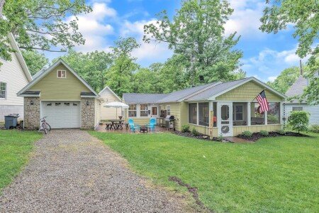 House 3 bedrooms, with pool