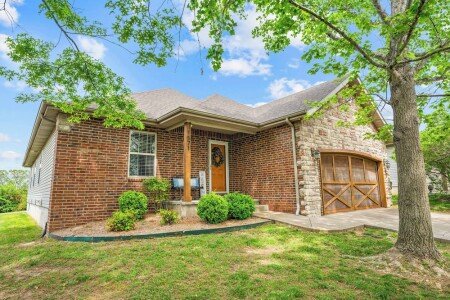 House 3 bedrooms, with jacuzzi