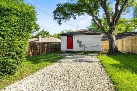 Bed and breakfast 1 bedroom, with garden