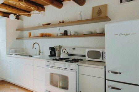 Bed and breakfast 1 bedroom, with pool