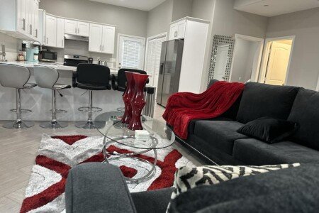 House 4 bedrooms, with jacuzzi