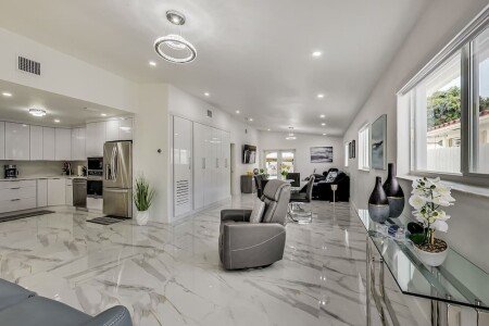 House 3 bedrooms, with garden