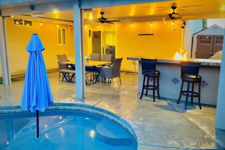 House 4 bedrooms, with jacuzzi