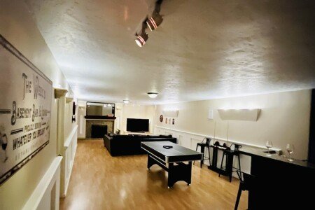 House 4 bedrooms, with pool