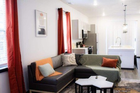 House 4 bedrooms, with jacuzzi