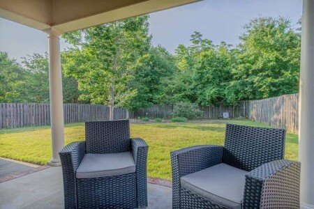 House 3 bedrooms, with garden