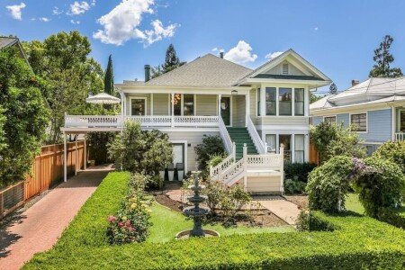 House 4 bedrooms, with jacuzzi